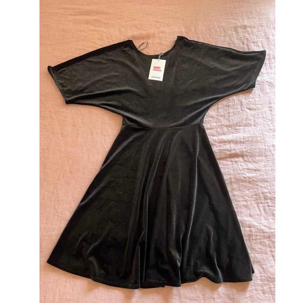 Monki Plunge Back Half-sleeve Dress NWT Size XXS